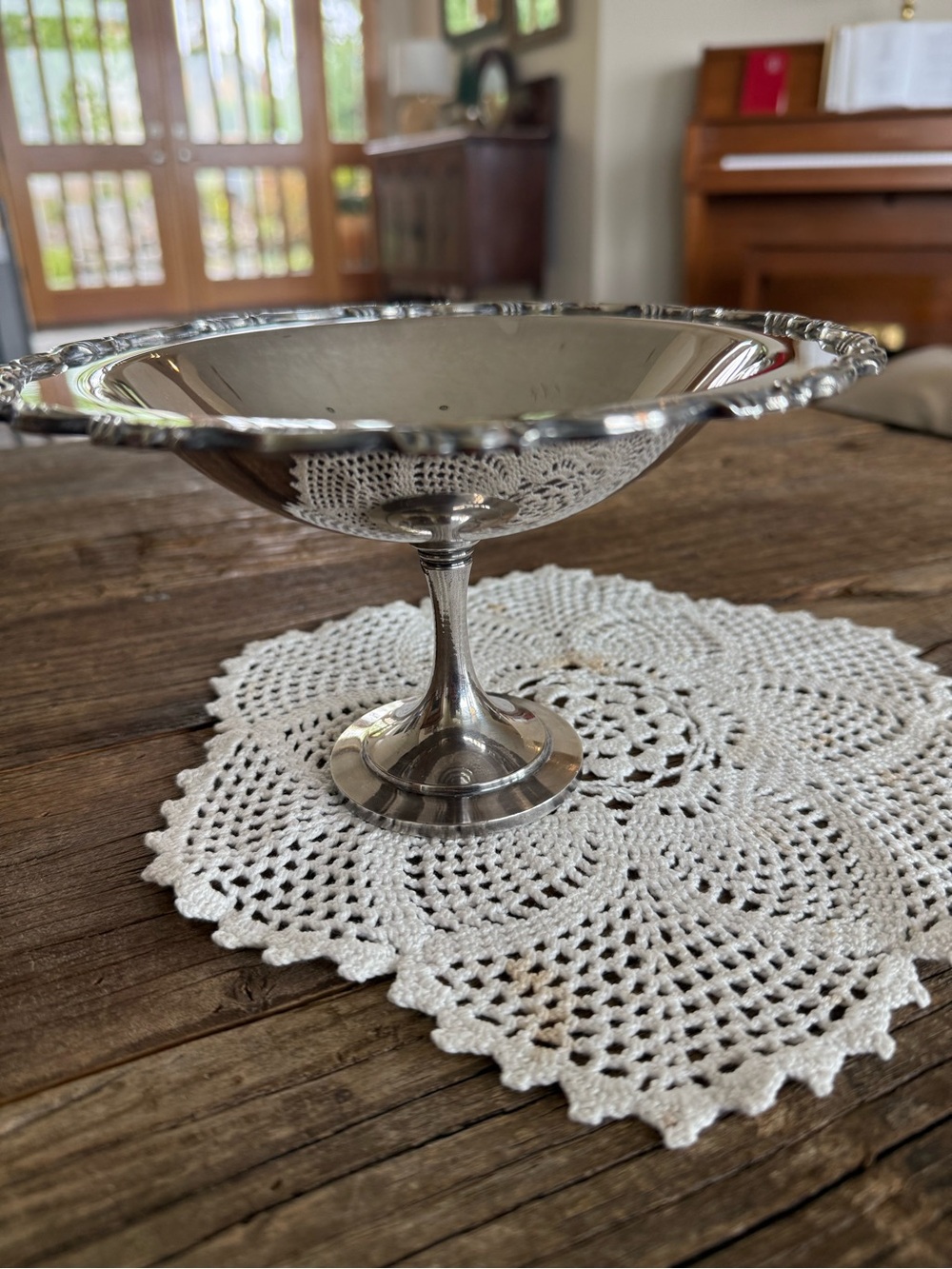 WM A Roger’s Silverplate silver Pedestal Compote Bowl
